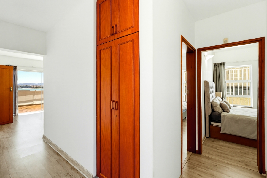 4 Bedroom Property for Sale in Gordons Bay Village Western Cape